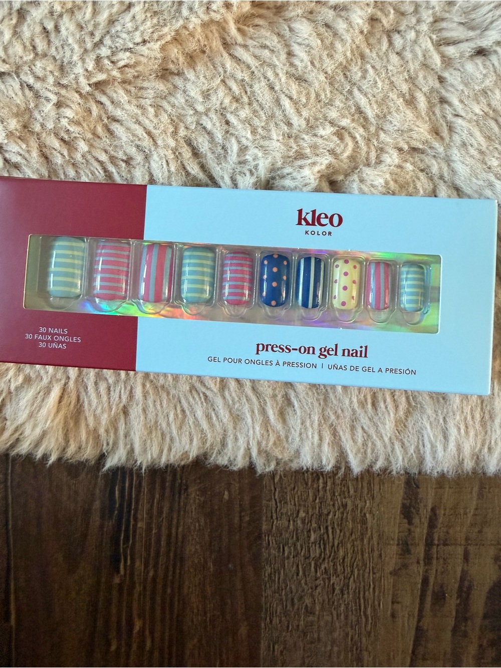 Kleo Kolor Pink & Blue Striped Press-On Gel Nails.  Mixed Tape is the color!